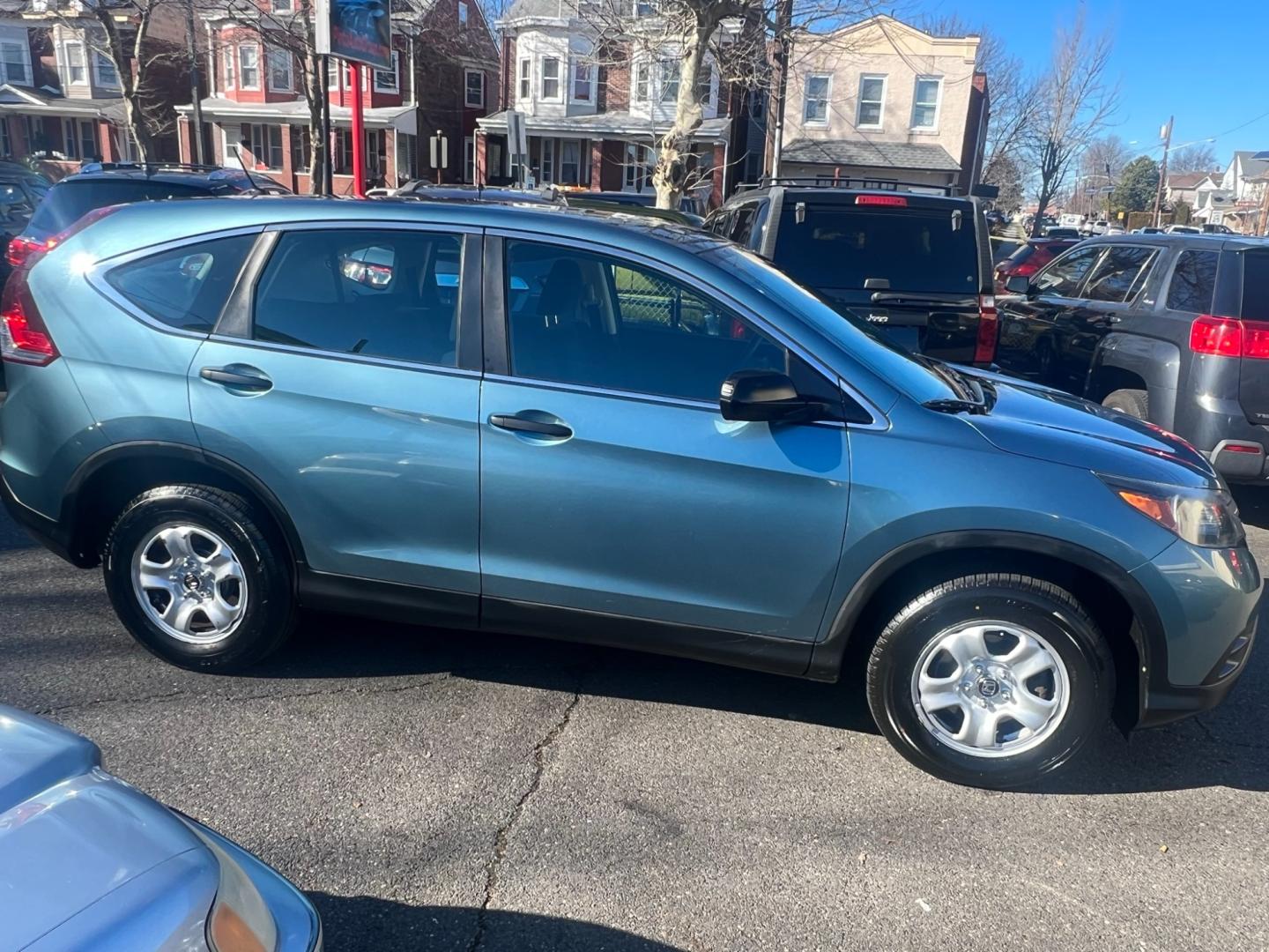 2013 Teal /Gray Honda CR-V LX 4WD 5 Speed AT (5J6RM4H33DL) with an 2.4L L4 DOHC 16V engine, 5 Speed Automatic transmission, located at 1018 Brunswick Ave, Trenton, NJ, 08638, (609) 989-0900, 40.240086, -74.748085 - Photo#7